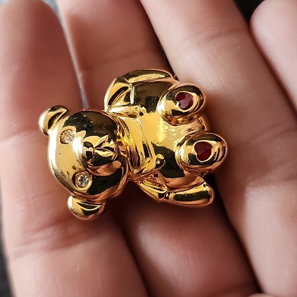 VTG David Grau brooch